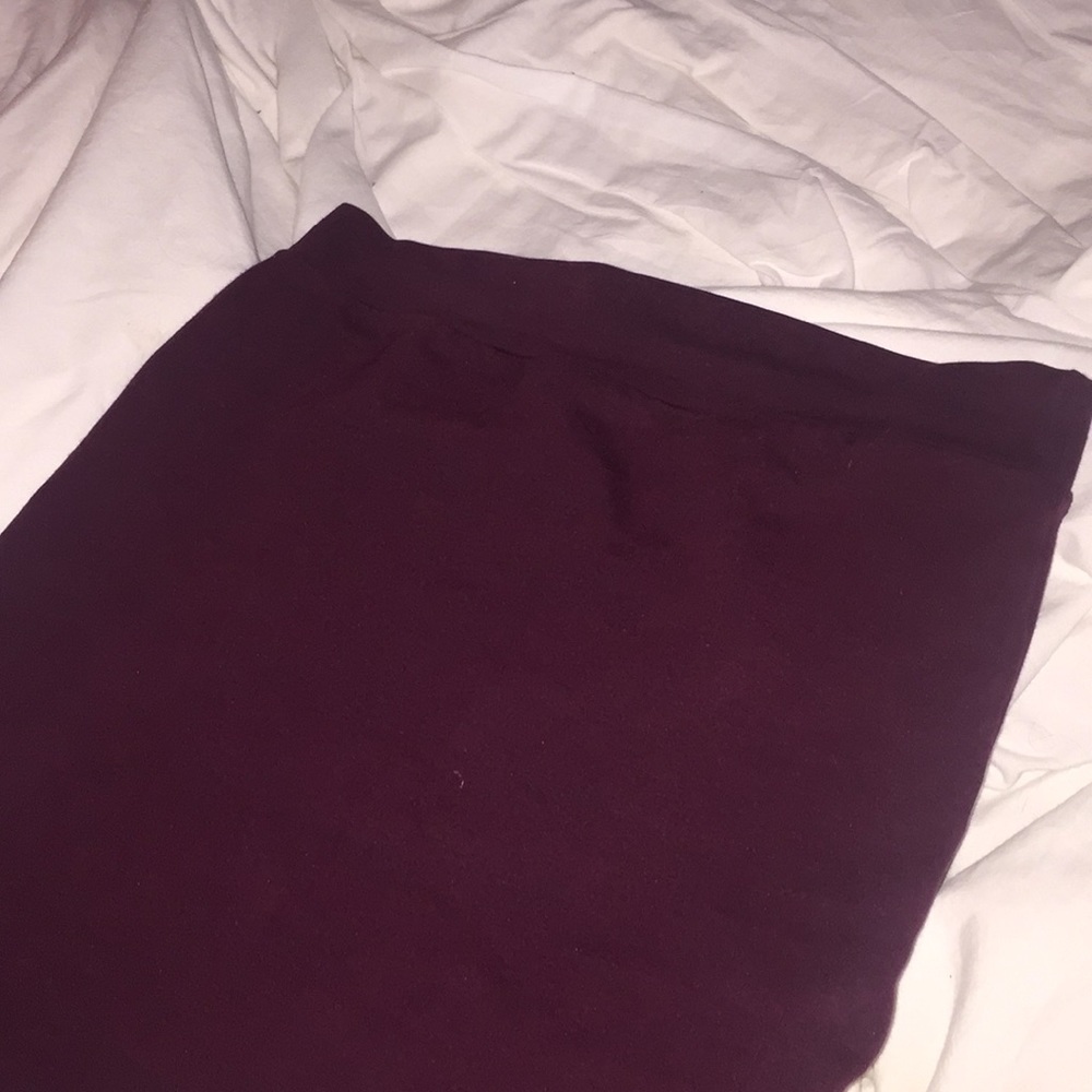 Brandy Melville RARE maroon pencil skirt